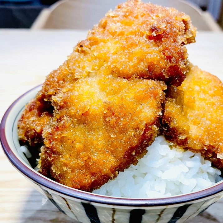 新潟タレカツ丼